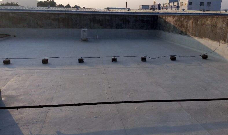 屋頂防水補(bǔ)漏的材料有哪些?一般來說會(huì)怎么進(jìn)行工程?