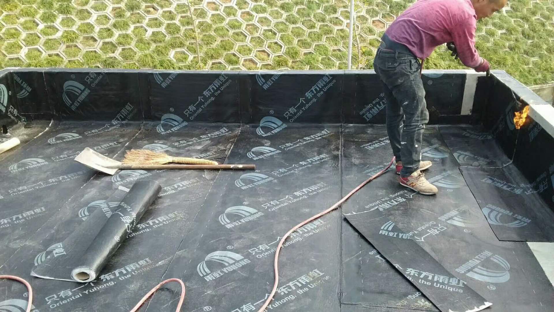 南京蘇州樓頂防水公司電話_陽臺(tái)防水,防水工程,樓頂防水